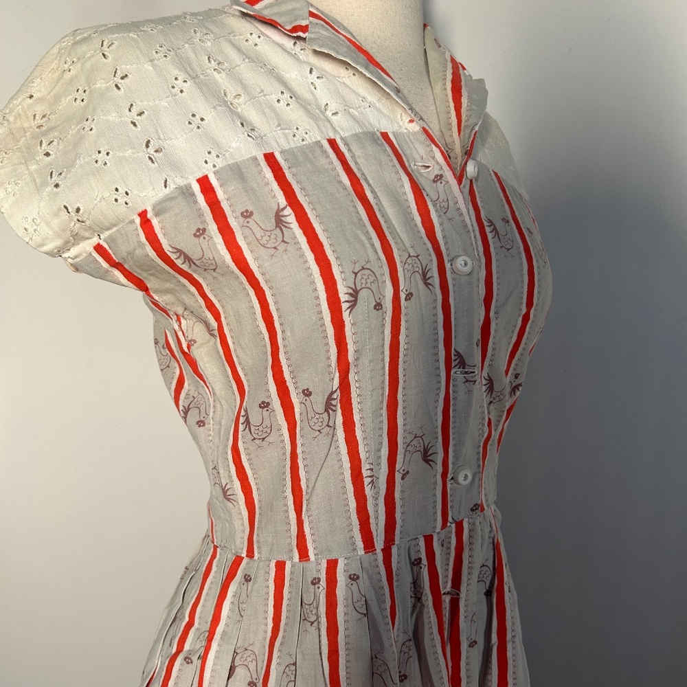 True Vintage Chicken Print Eyelet Button Dress XS/s